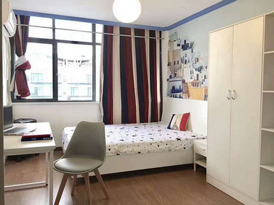 新塘地铁口精装公寓 灵活短租，拎包即住的无忧选择